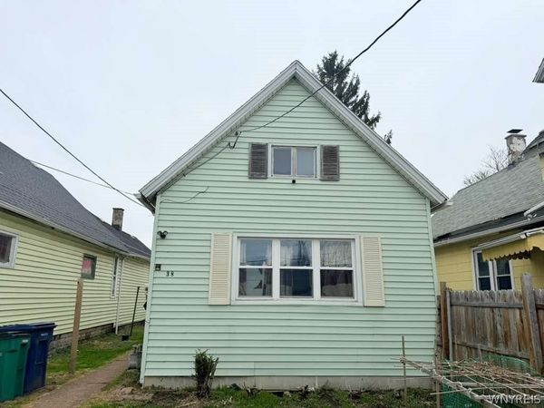 38 Lathrop Street , Buffalo, NY 14212