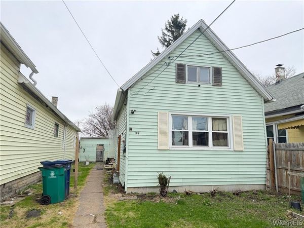 38 Lathrop Street , Buffalo, NY 14212