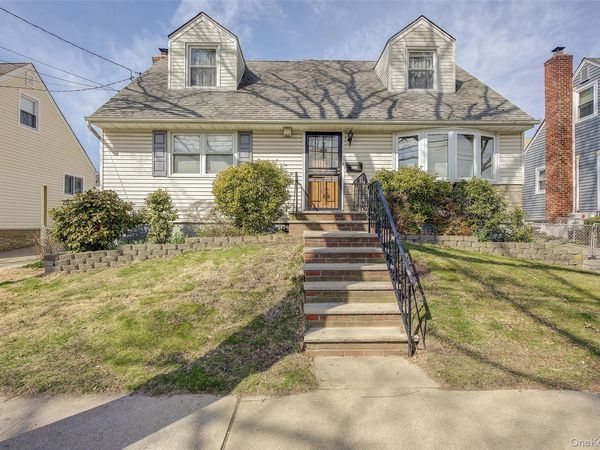 23-34 127th Street , College Point, NY 11356