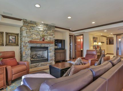 6750 North Lake Boulevard, Tahoe Vista, CA 96148 Photo
