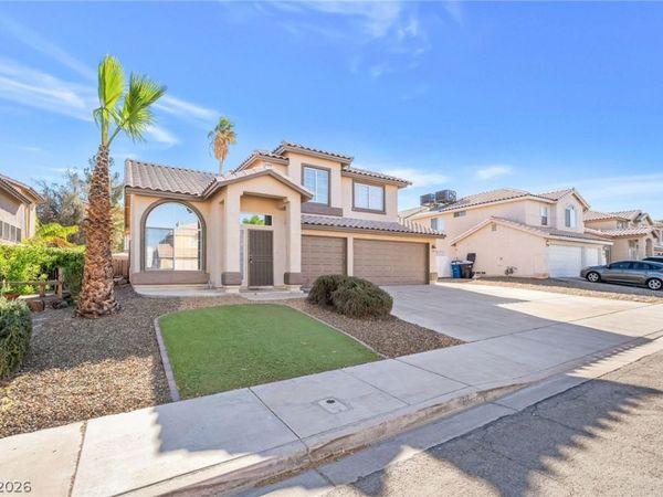 1970 Golden Shadow Court , Henderson, NV 89002