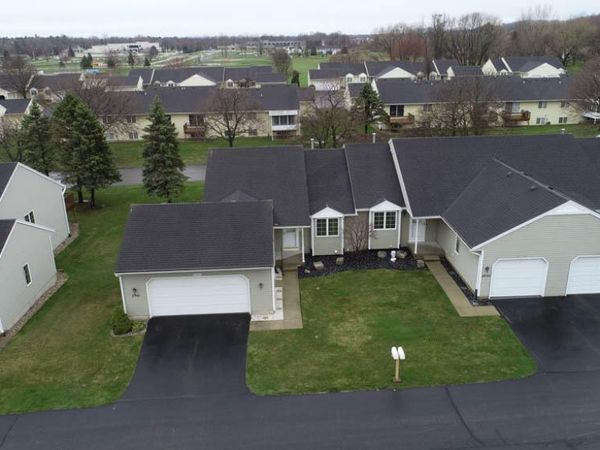 2941 Parkside Drive, Unit 88, Jenison, MI 49428