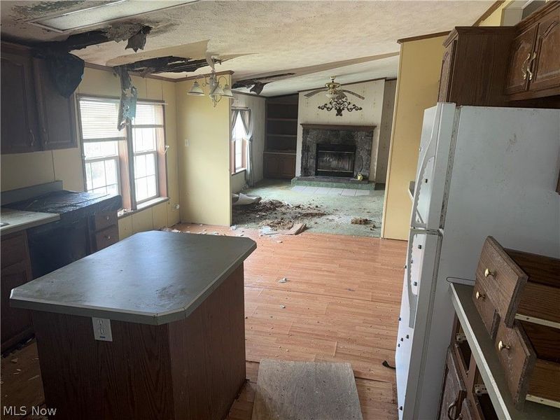 1049 Buckeye Street, Bridgeport, OH 43912 Photo 3