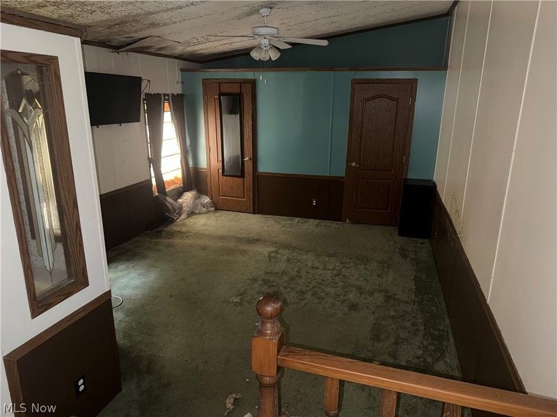 1049 Buckeye Street, Bridgeport, OH 43912 Photo 8