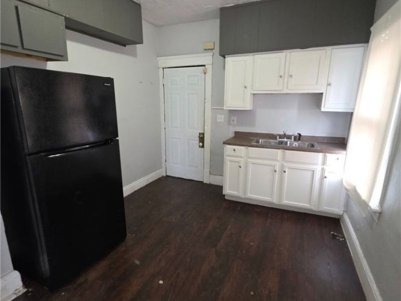 10117 Somerset Avenue , Cleveland, OH 44108 Photo 11