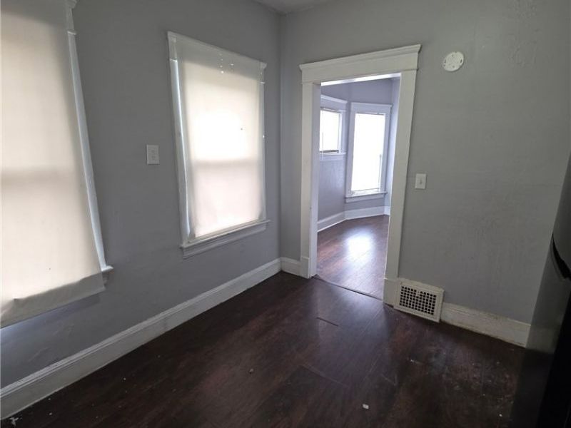 10117 Somerset Avenue , Cleveland, OH 44108 Photo 14