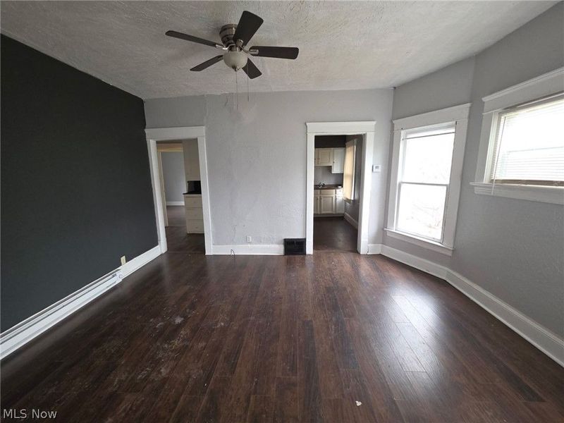 10117 Somerset Avenue , Cleveland, OH 44108 Photo 15