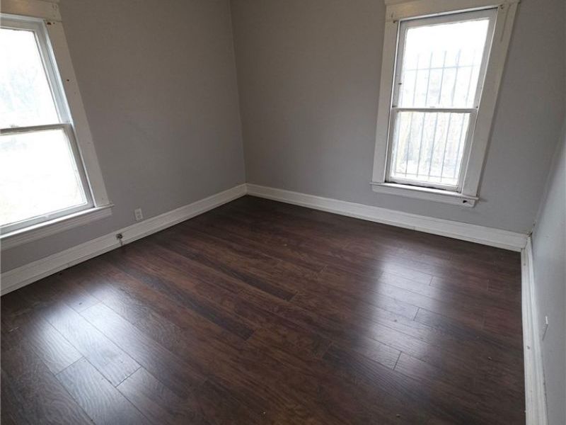 10117 Somerset Avenue , Cleveland, OH 44108 Photo 20