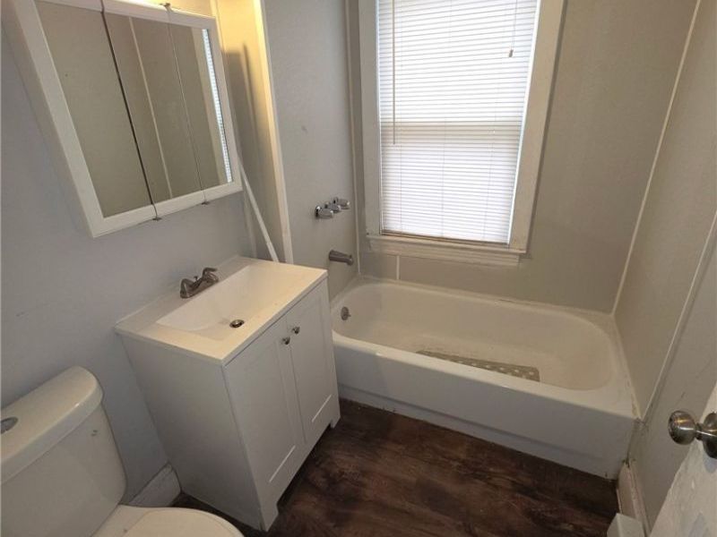 10117 Somerset Avenue , Cleveland, OH 44108 Photo 26