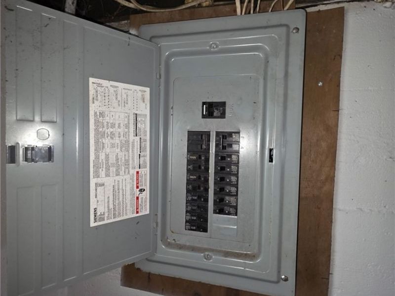 10117 Somerset Avenue , Cleveland, OH 44108 Photo 31