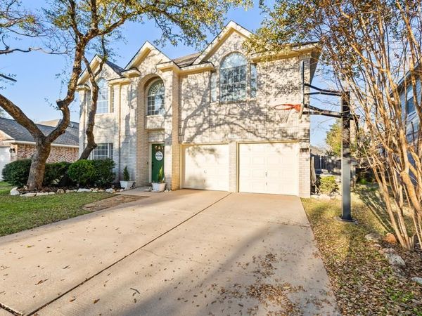 8106 Miller Falls DR, Round Rock, TX 78681