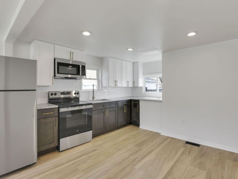 821 Jones Avenue , Newark, OH 43055 Photo 10