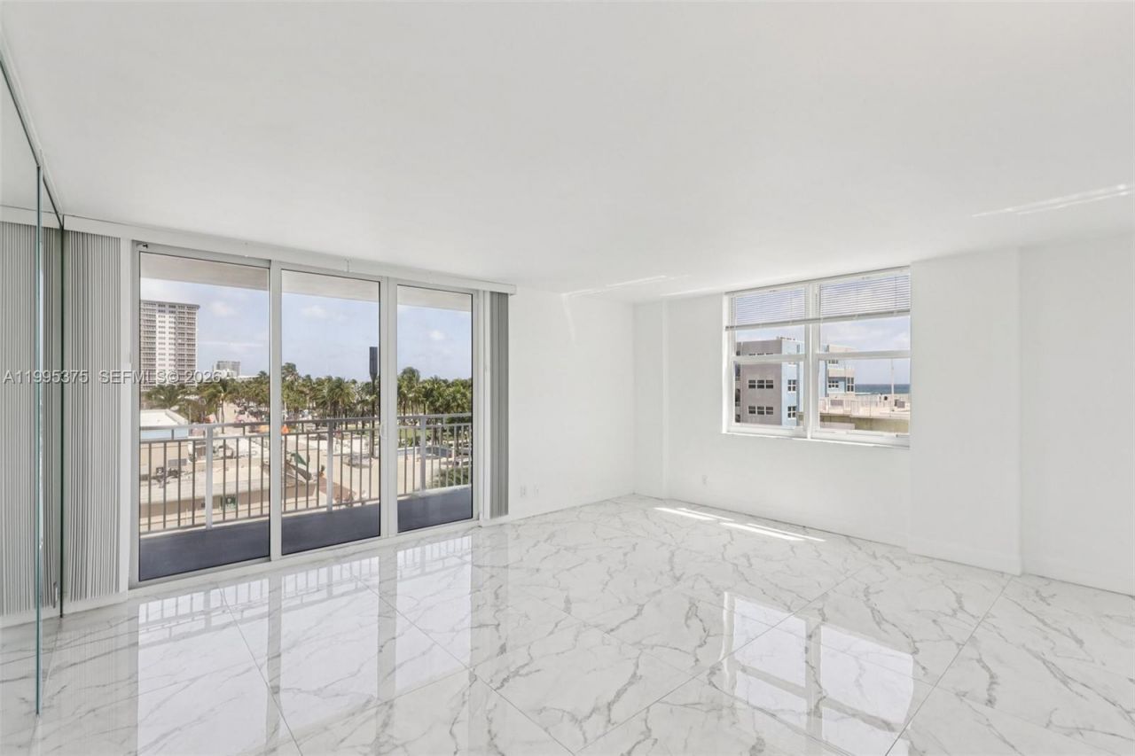 101 Briny Ave, Unit 401, Pompano Beach, FL 33062 Photo