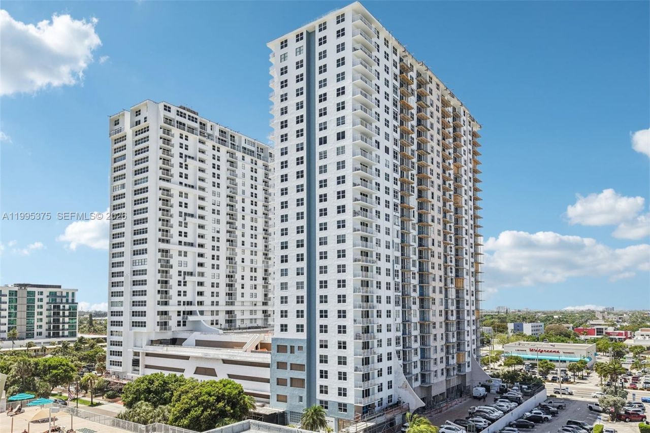 101 Briny Ave, Unit 401, Pompano Beach, FL 33062 Photo