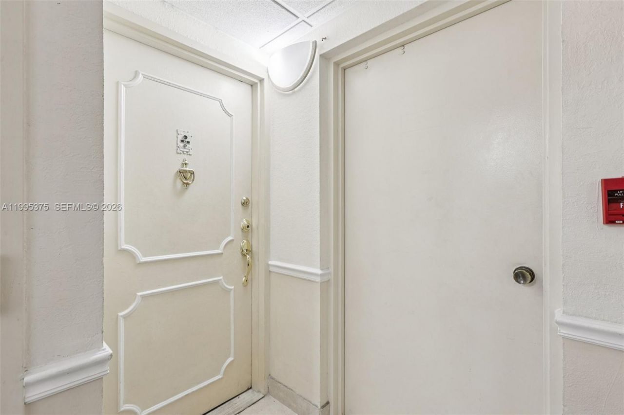 101 Briny Ave, Unit 401, Pompano Beach, FL 33062 Photo