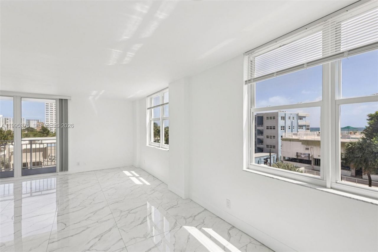 101 Briny Ave, Unit 401, Pompano Beach, FL 33062 Photo