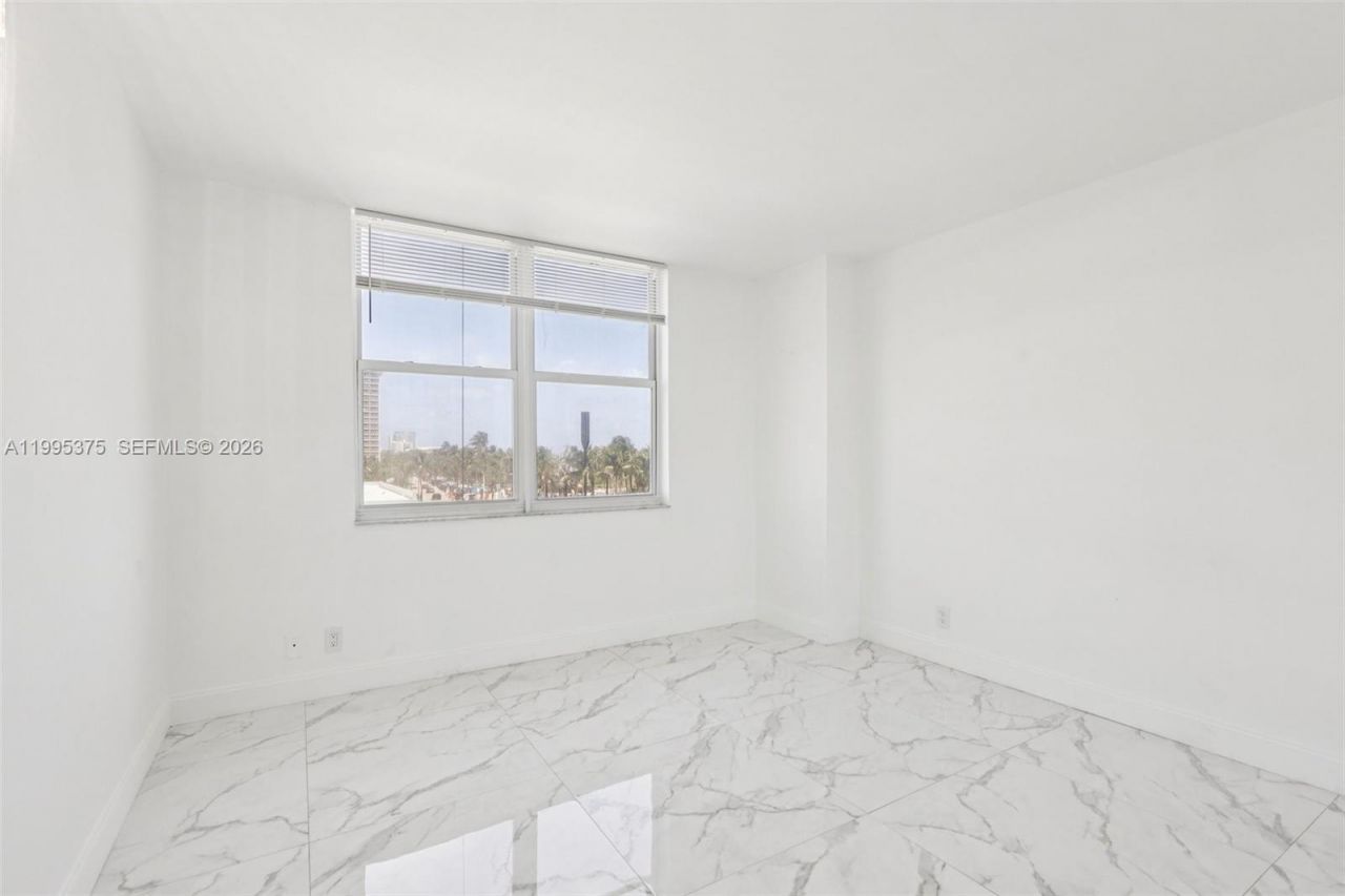 101 Briny Ave, Unit 401, Pompano Beach, FL 33062 Photo