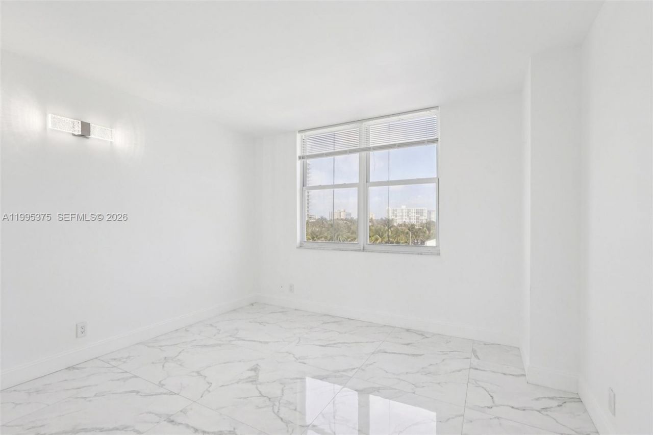 101 Briny Ave, Unit 401, Pompano Beach, FL 33062 Photo