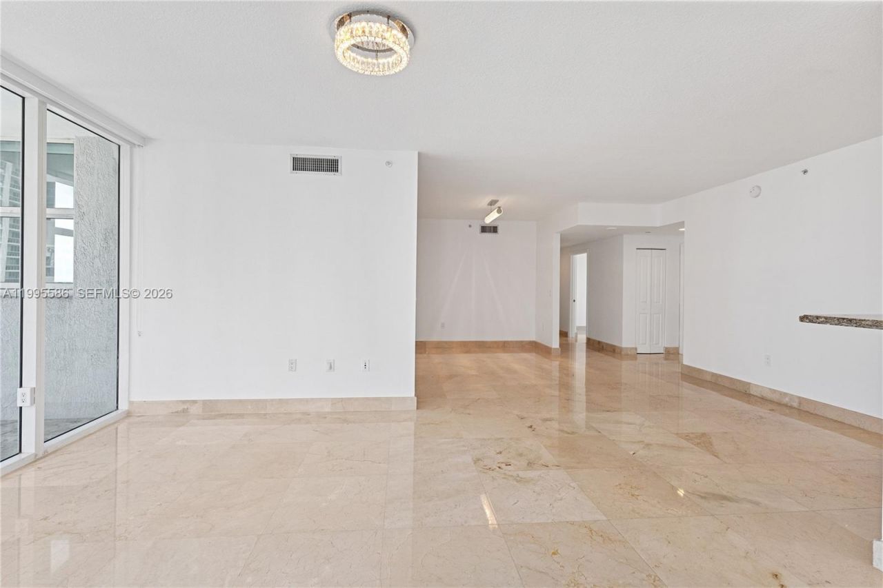 1250 S Miami Ave, Unit 3506, Miami, FL 33130 Photo
