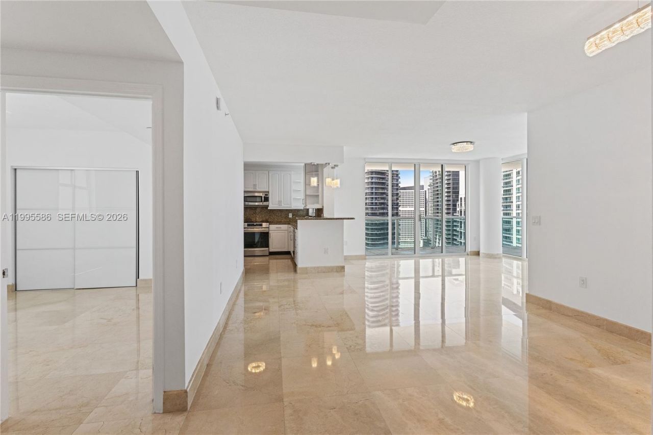 1250 S Miami Ave, Unit 3506, Miami, FL 33130 Photo