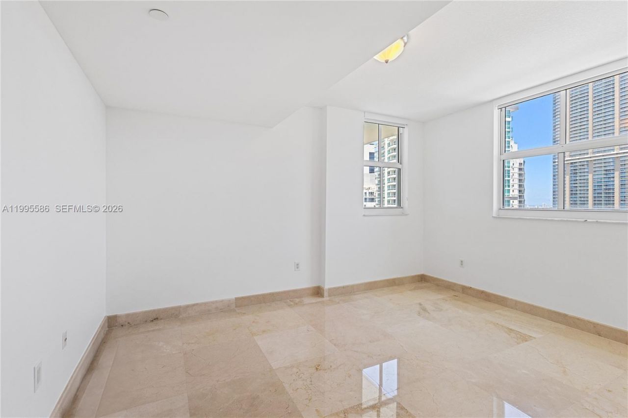 1250 S Miami Ave, Unit 3506, Miami, FL 33130 Photo