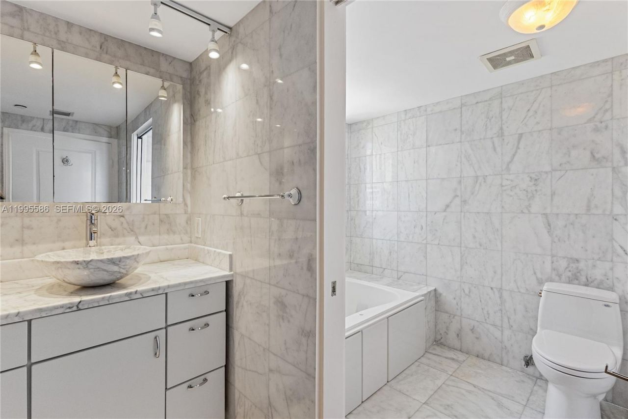 1250 S Miami Ave, Unit 3506, Miami, FL 33130 Photo