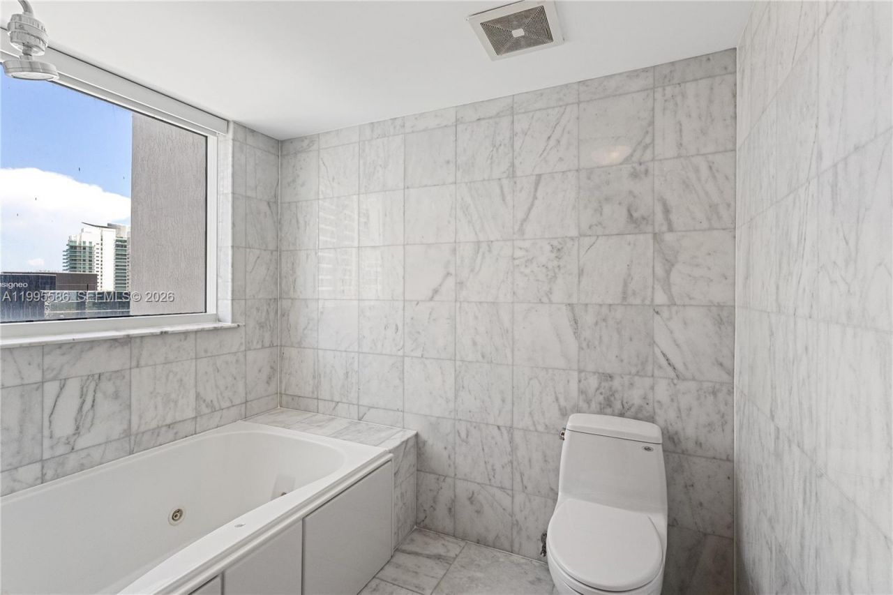 1250 S Miami Ave, Unit 3506, Miami, FL 33130 Photo