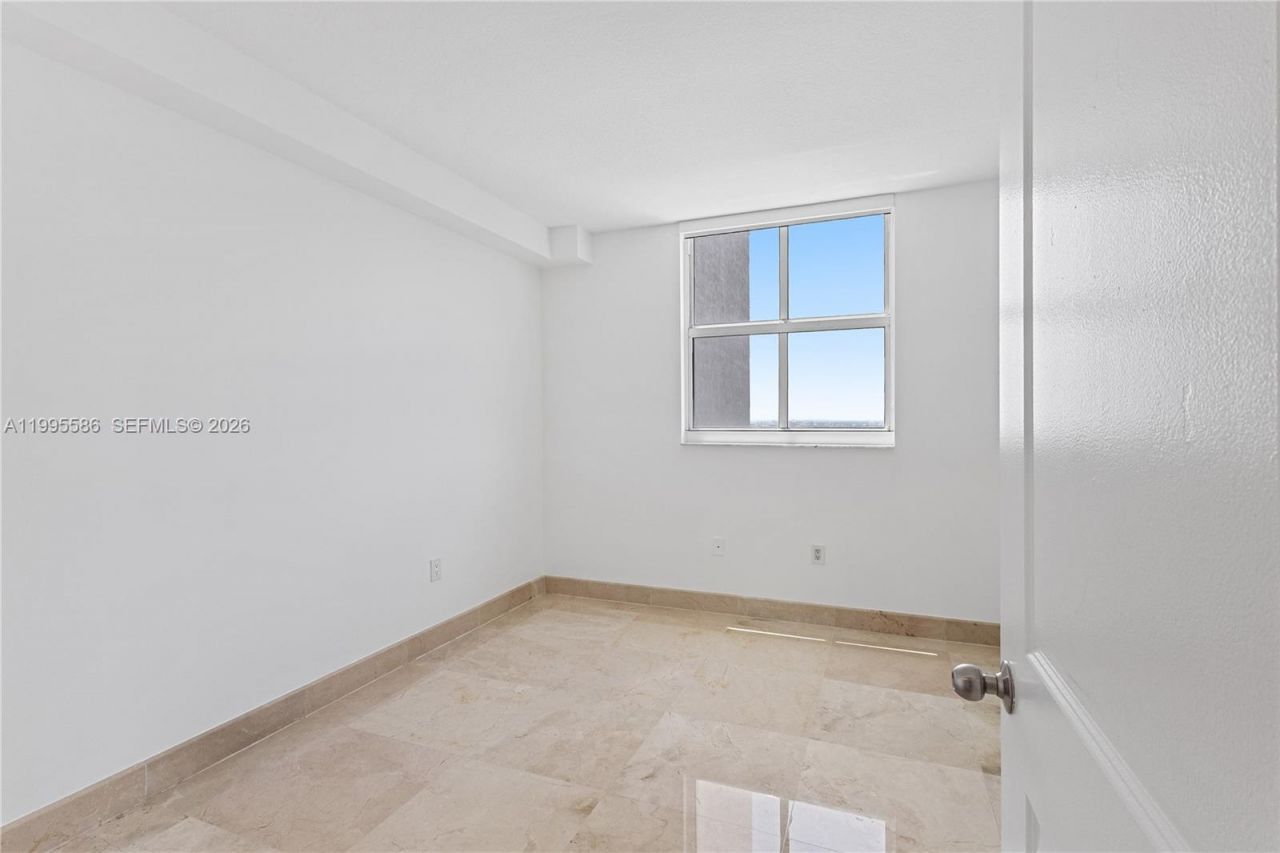 1250 S Miami Ave, Unit 3506, Miami, FL 33130 Photo
