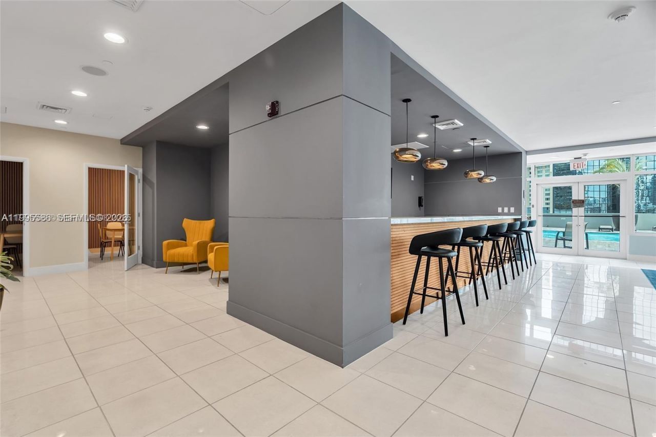 1250 S Miami Ave, Unit 3506, Miami, FL 33130 Photo