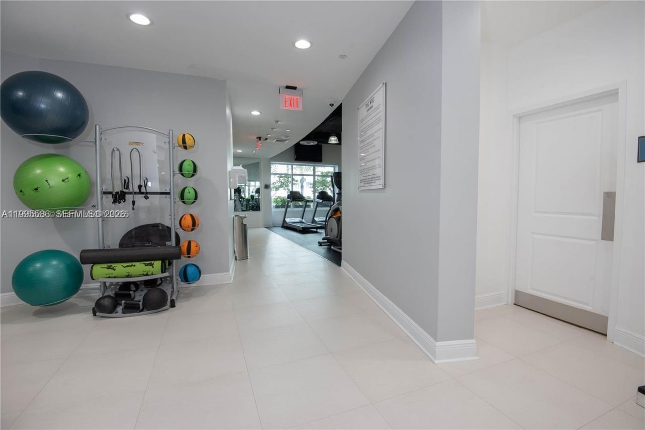 1250 S Miami Ave, Unit 3506, Miami, FL 33130 Photo