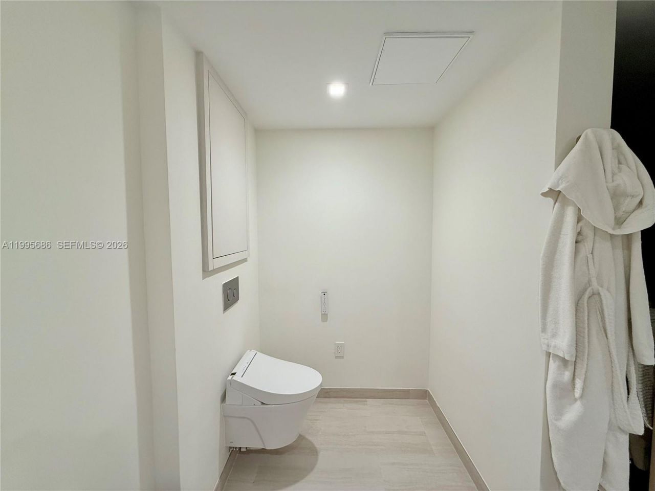 495 Brickell Ave, Unit 5106, Miami, FL 33131 Photo