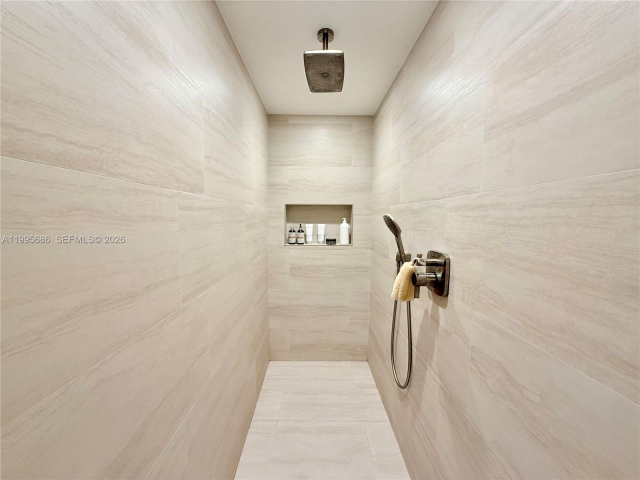 495 Brickell Ave, Unit 5106, Miami, FL 33131 Photo