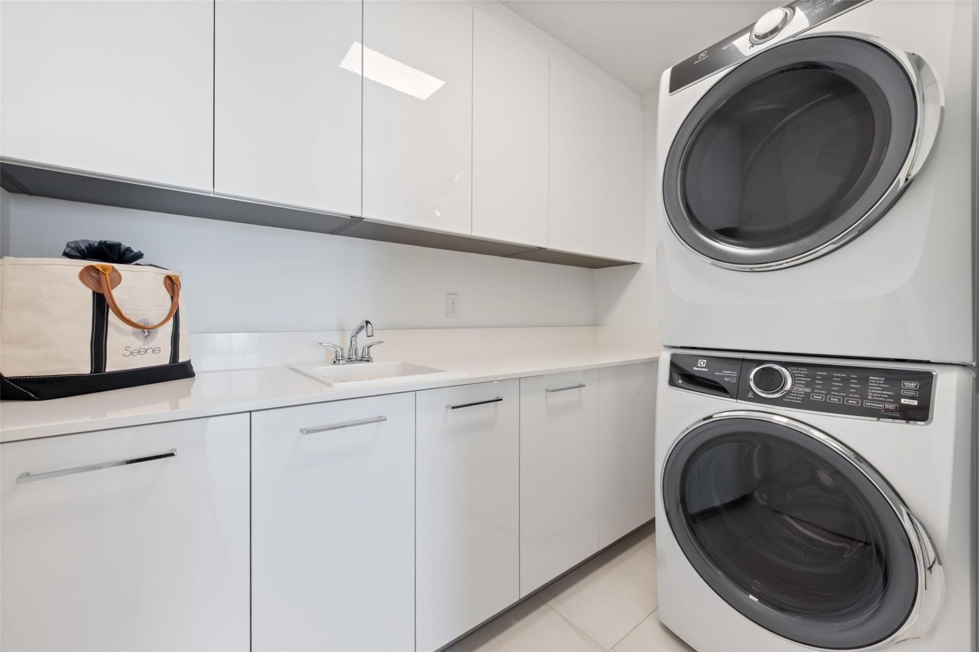 153 N Seabreeze Boulevard, Unit 1105s, Fort Lauderdale, FL 33304 Photo