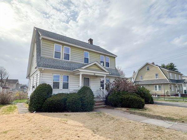 110 Bonneville Ave, Chicopee, MA 01013