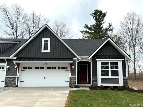 315 Canyon Creek Court , Marion Twp, MI 48843