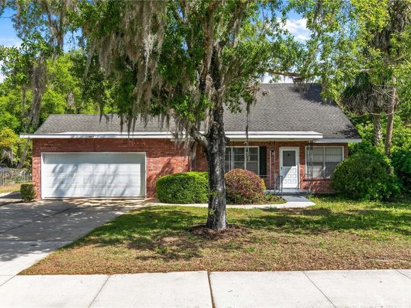 1803 E ORANGE AVENUE, EUSTIS, FL 32726