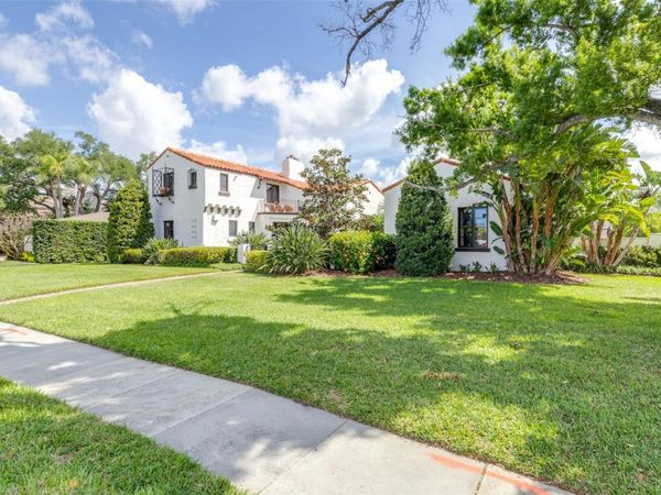 61 LADOGA AVENUE , TAMPA, FL 33606