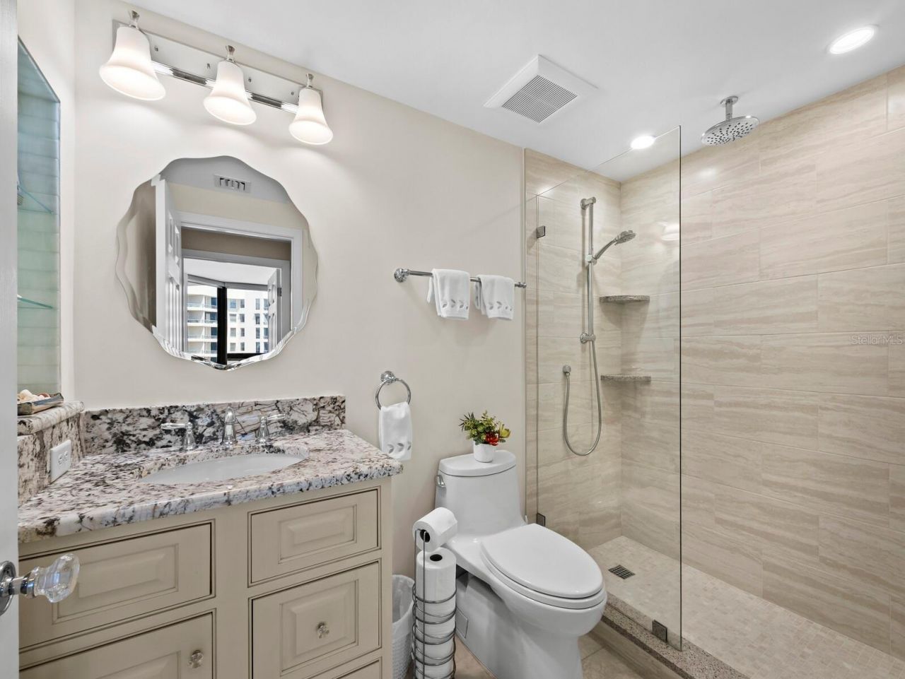 1211 Gulf Of Mexico Drive, Unit 709, Longboat Key, FL 34228 Photo