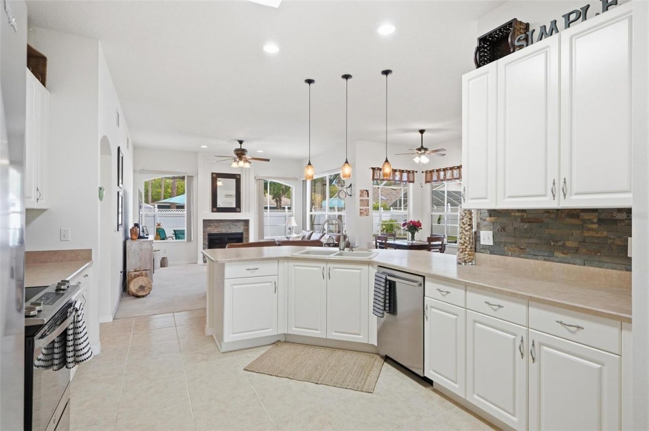 21 Woodshire Lane , Palm Coast, FL 32164 Photo