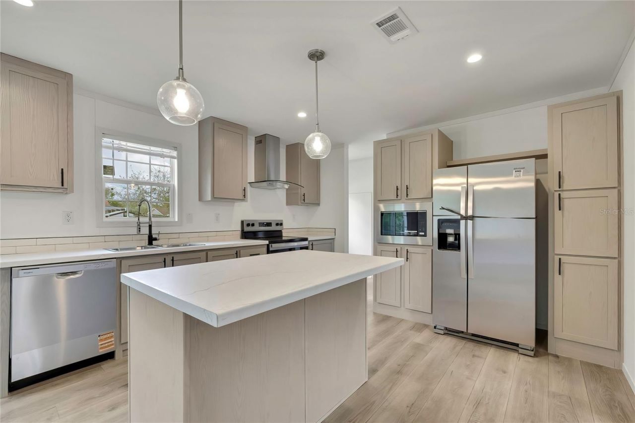 5342 S Isabel Terrace , Homosassa, FL 34446 Photo