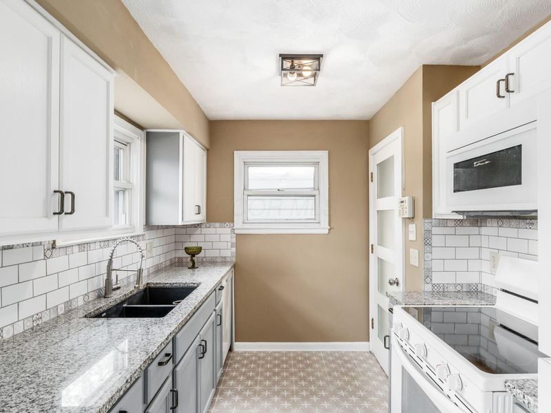 2040 E 5th Avenue , Columbus, OH 43219 Photo 8