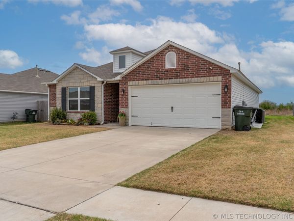 7312 E 141st Street North, Collinsville, OK 74021