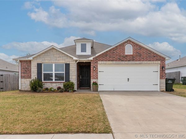 7312 E 141st Street North , Collinsville, OK 74021