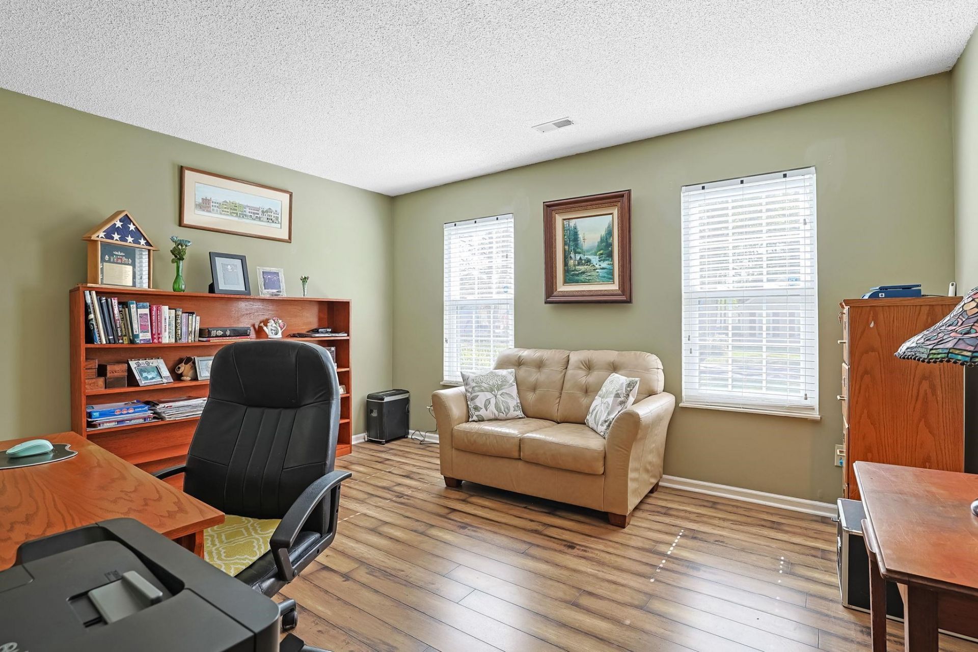 145 Woodlake Dr. Photo 16