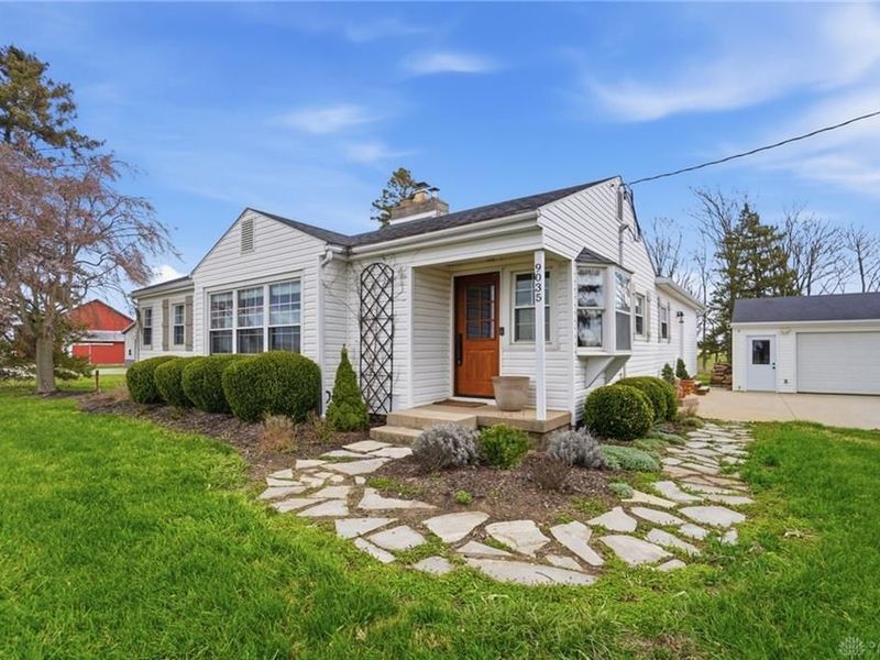 9035 N Alcony Conover Road, Conover, OH 45317 Photo 4