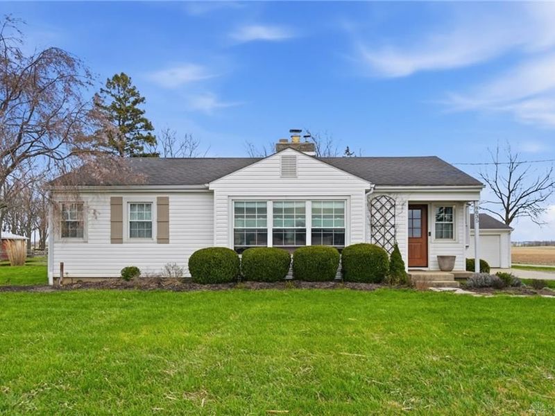 9035 N Alcony Conover Road, Conover, OH 45317 Photo 5