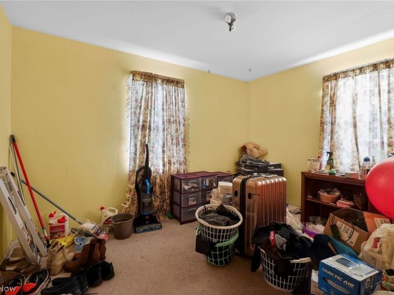 276 E 242nd Street, Euclid, OH 44123 Photo 16