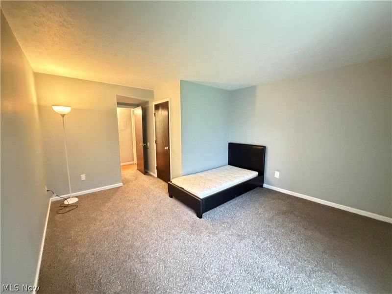 10436 N Church Drive, Unit 202, Parma Heights, OH 44130 Photo 8