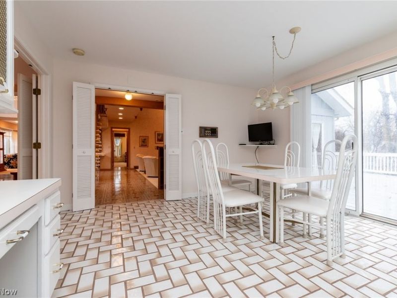 25235 Penshurst Drive , Beachwood, OH 44122 Photo 19