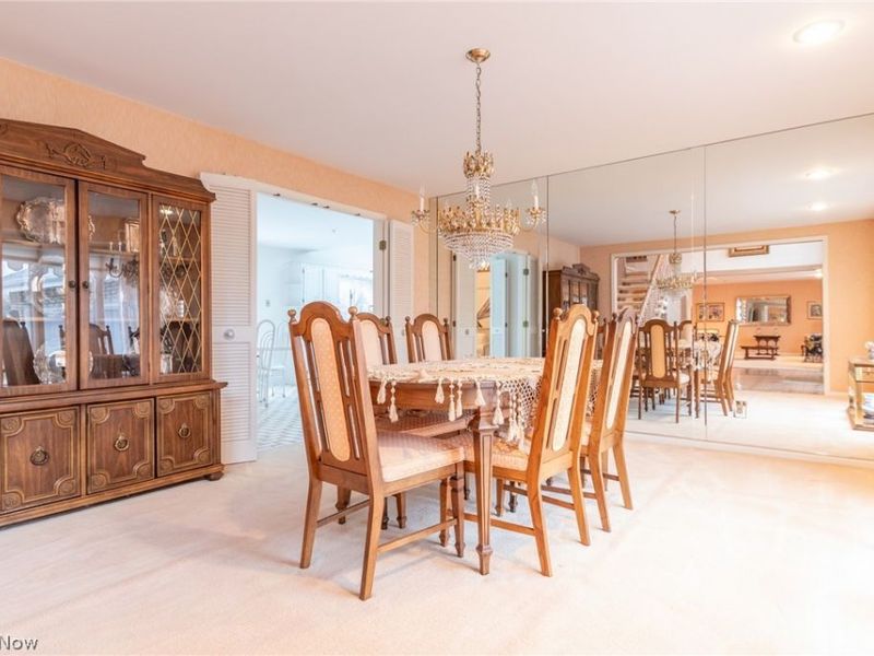 25235 Penshurst Drive , Beachwood, OH 44122 Photo 8